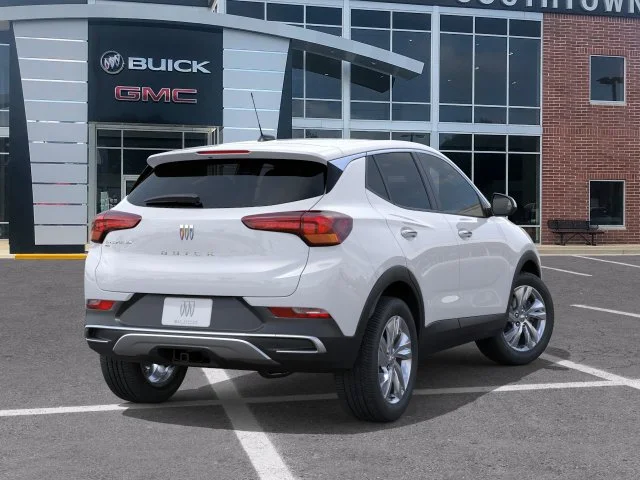 New 2026 Summit White Buick Preferred image 4