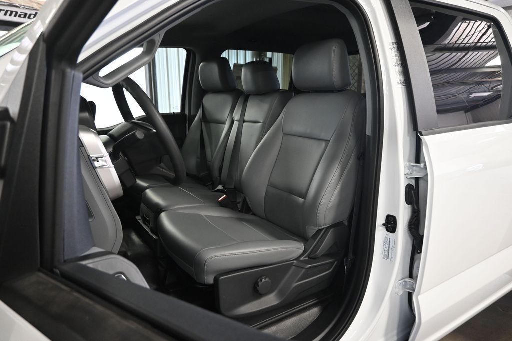New 2026 Oxford White Ford XL image 11