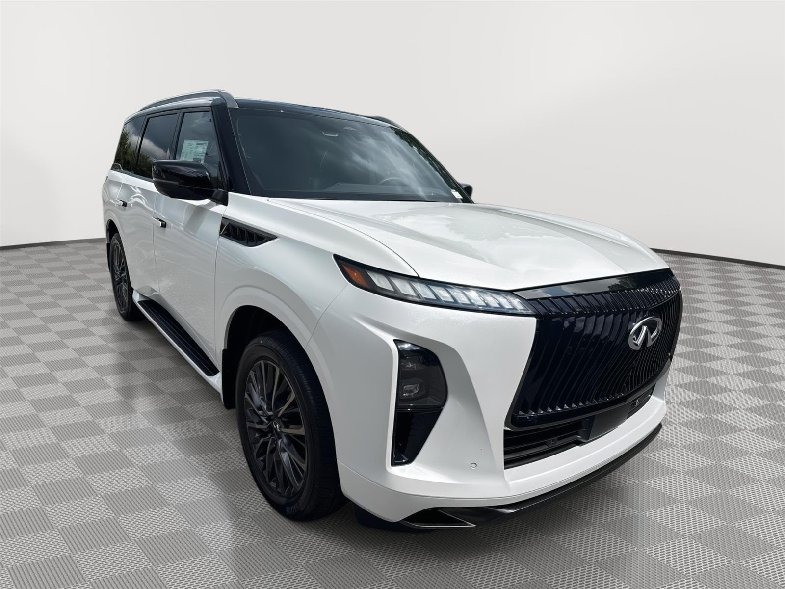 New 2027 2T RADIANT WHIT INFINITI Autograph 4WD image 3