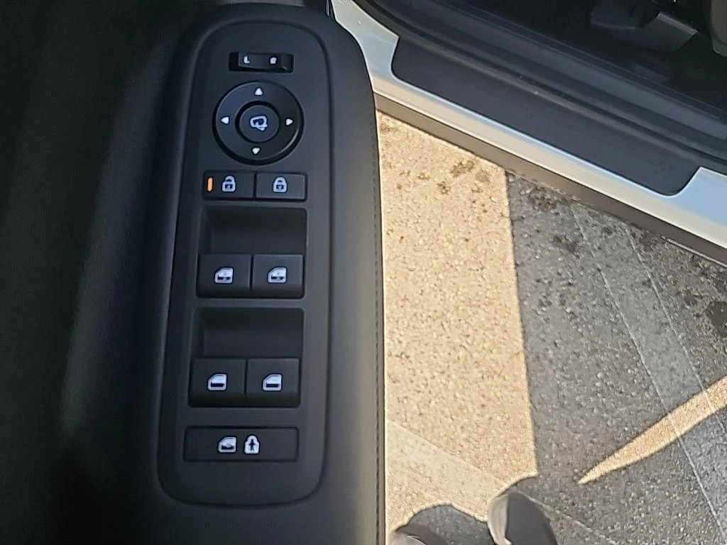 2026 Hyundai Santa Fe Limited - Photo 11