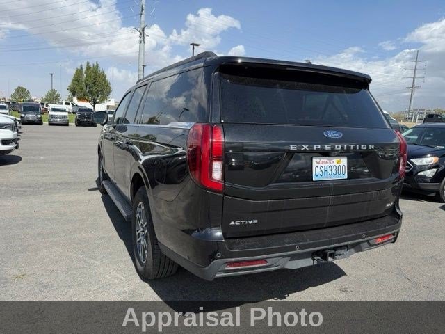 Used 2025 Black Metallic Ford Active image 4