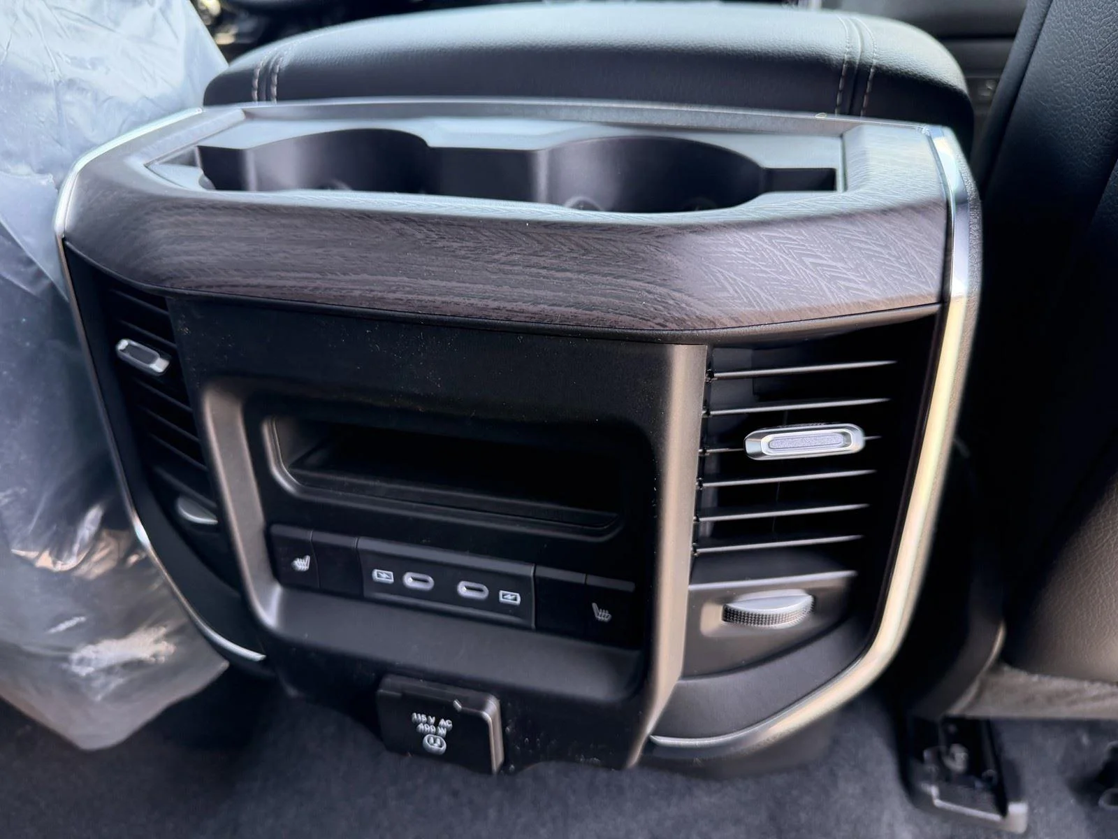 New 2026 Canyon Lake Exterior Paint RAM Laramie image 11