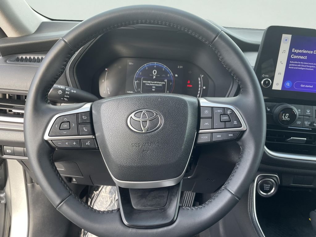 Certified Used 2025 Silver Toyota XLE image 21