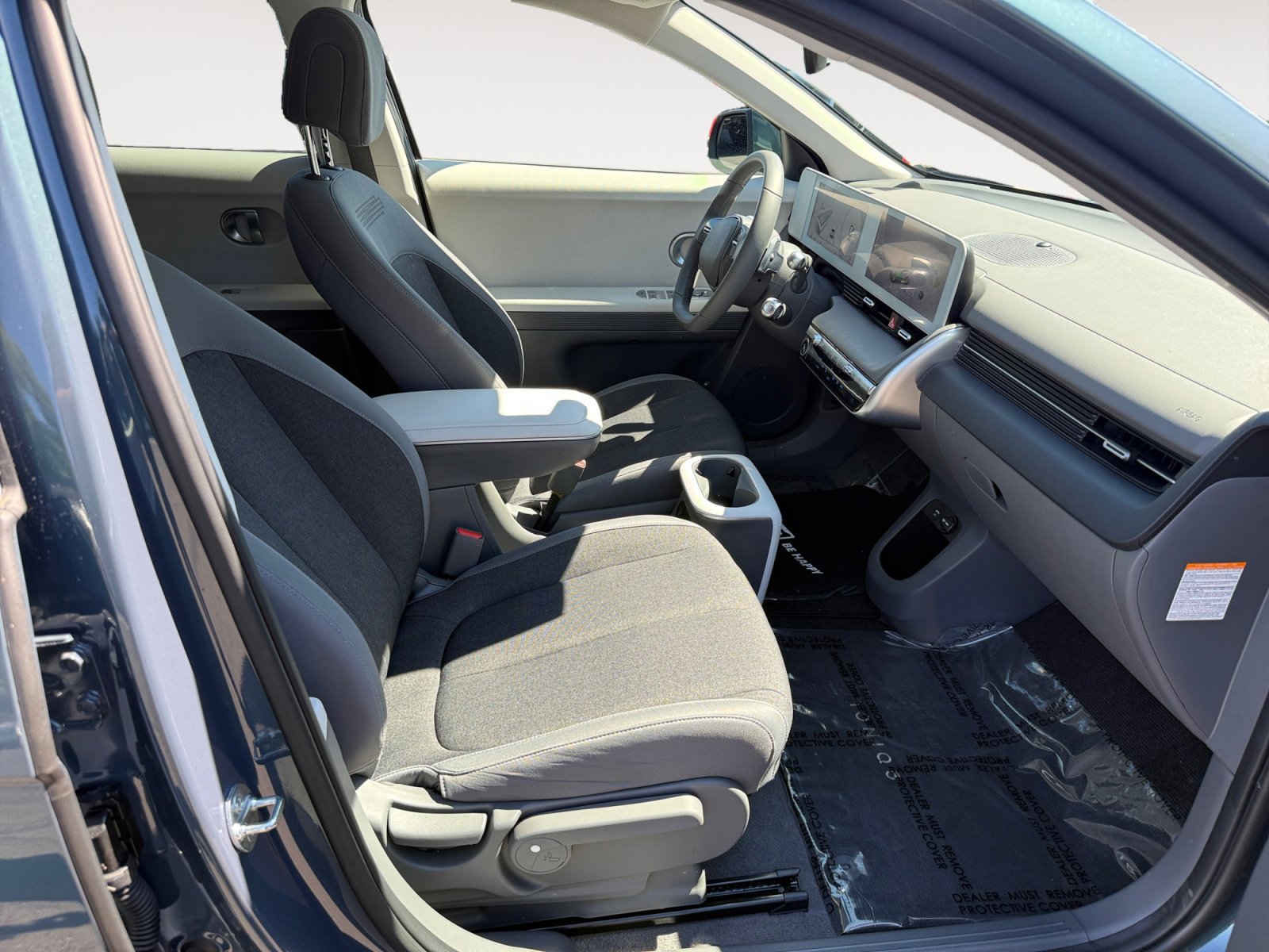 Certified Used 2024 Teal Hyundai SE image 19