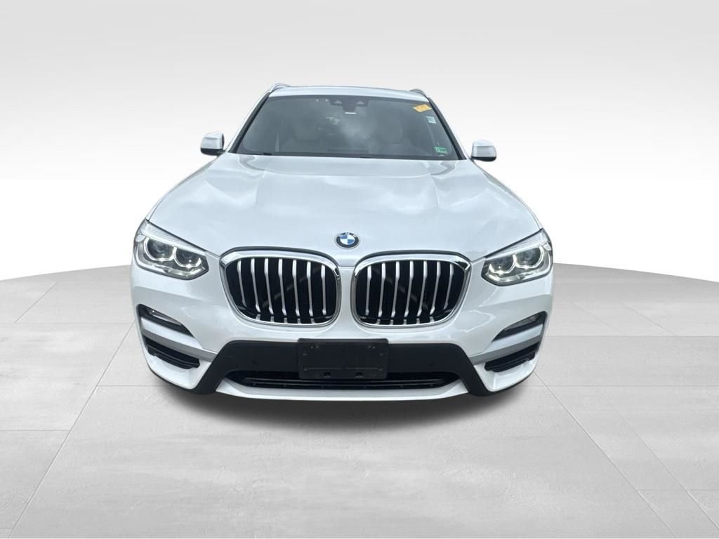 Used 2019 White BMW xDrive30i image 5