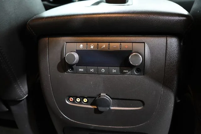 Used 2013 Gray Chevrolet LT image 18
