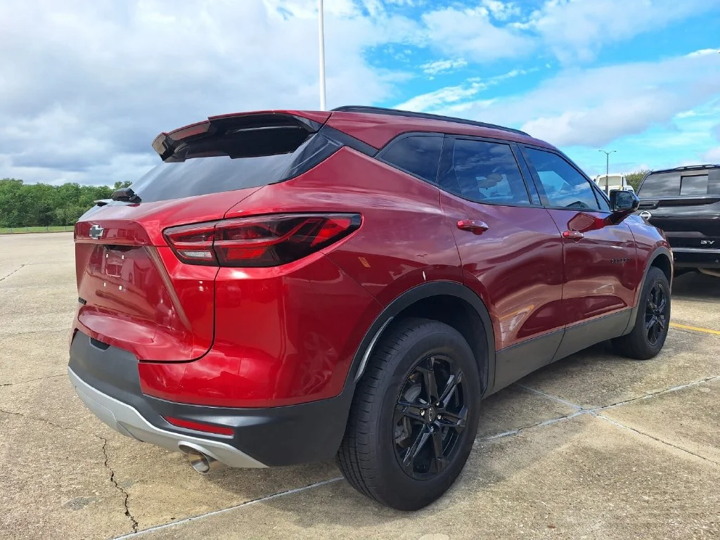 Used 2024 Red Chevrolet LT image 3