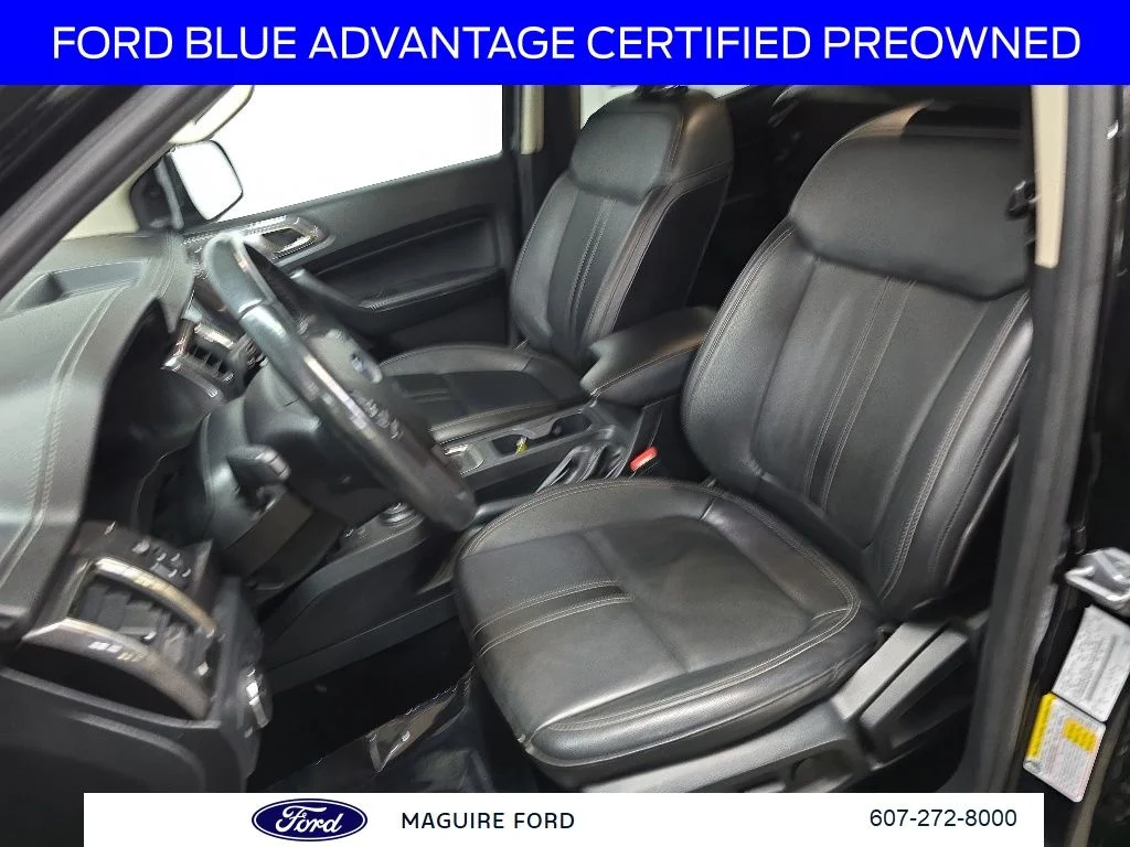 Used 2022 Black Ford Lariat image 33