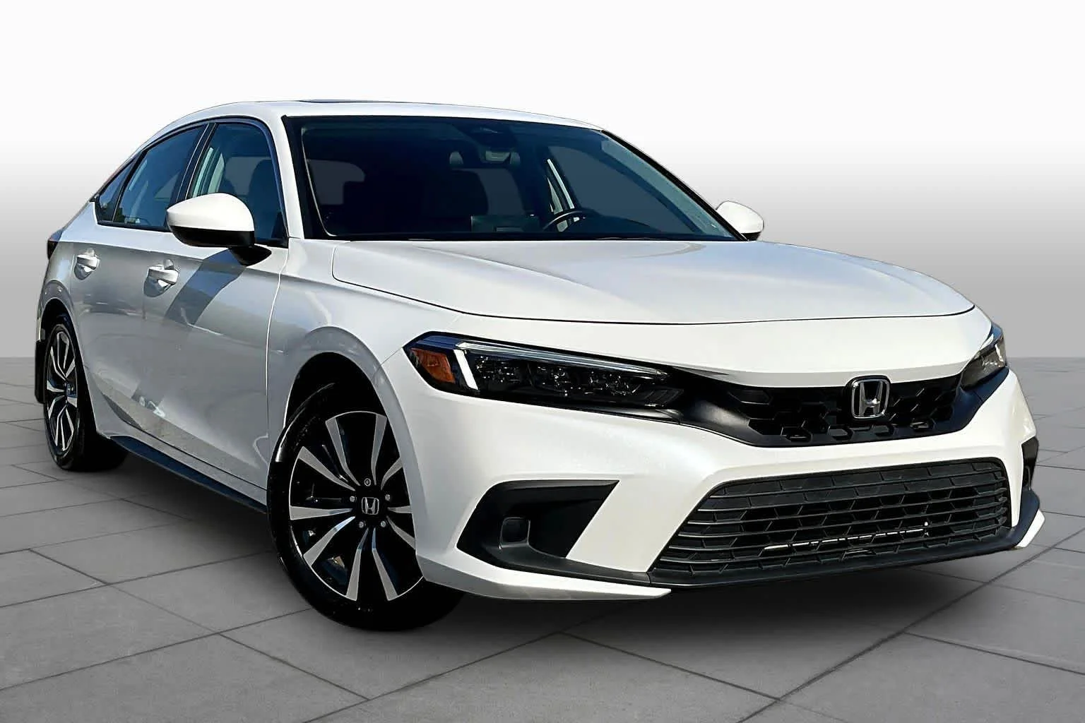 Used 2023 Platinum White Pearl Honda EX-L image 3