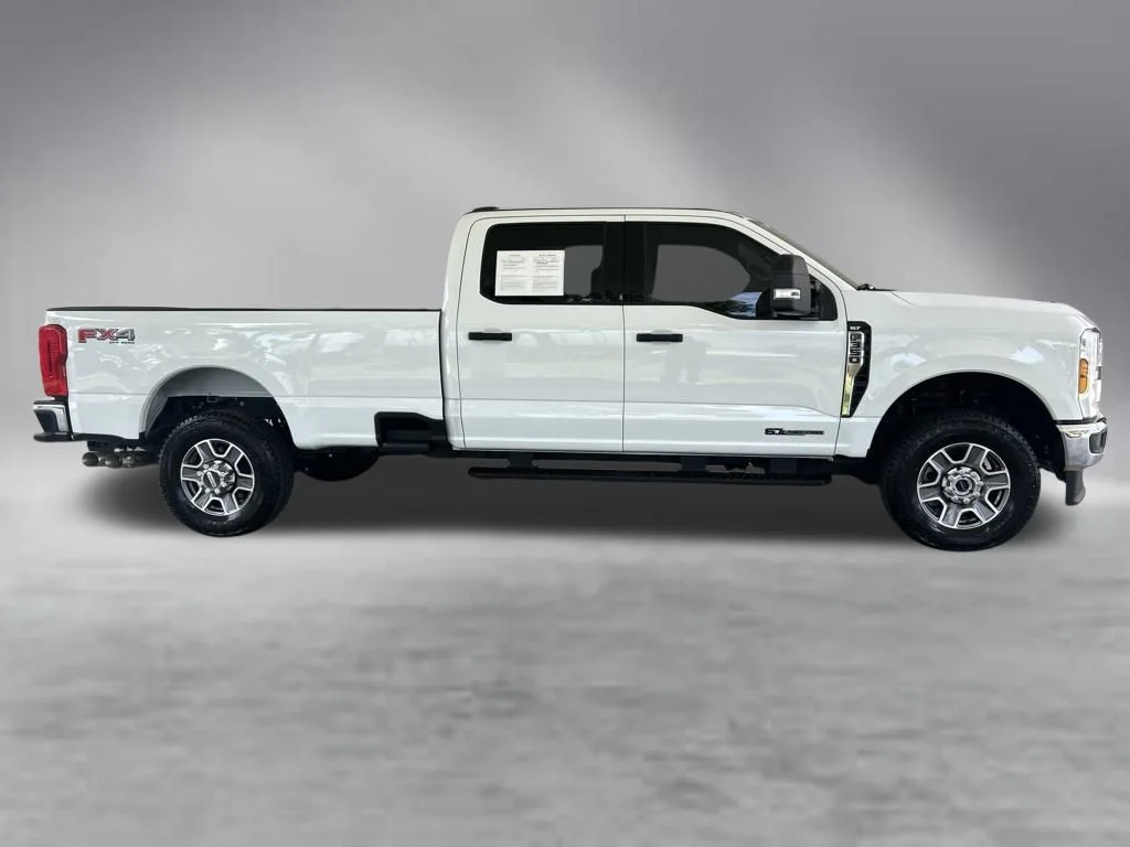 Used 2025 White Ford XLT image 2