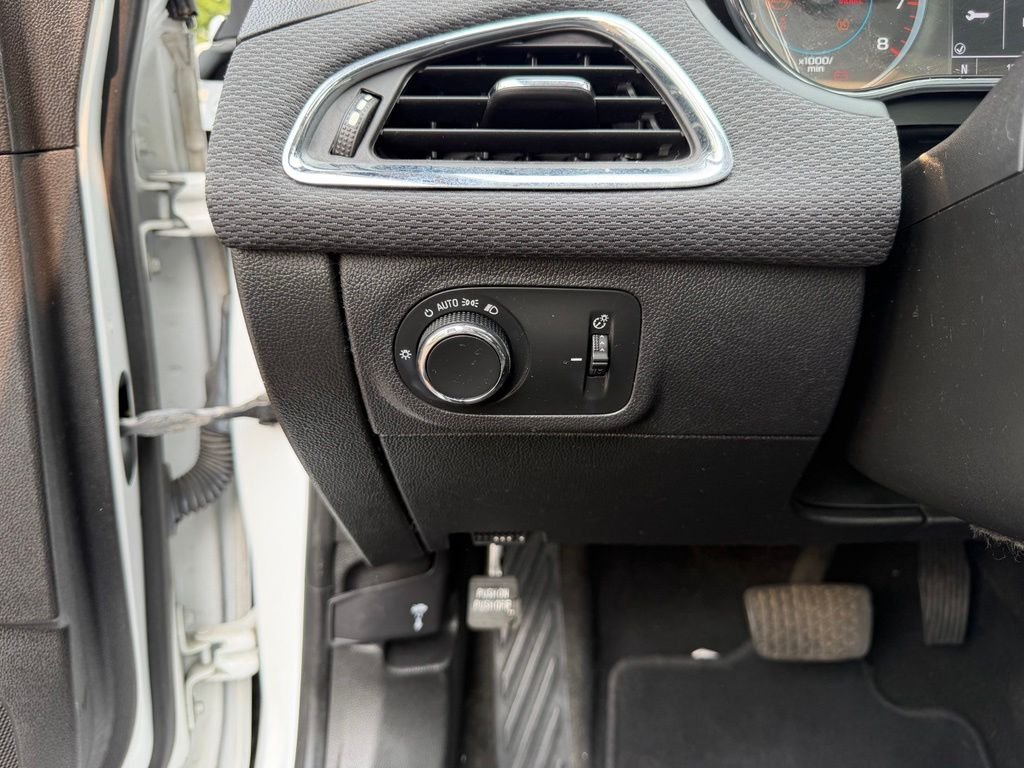 Used 2017 Summit White Chevrolet LT image 17