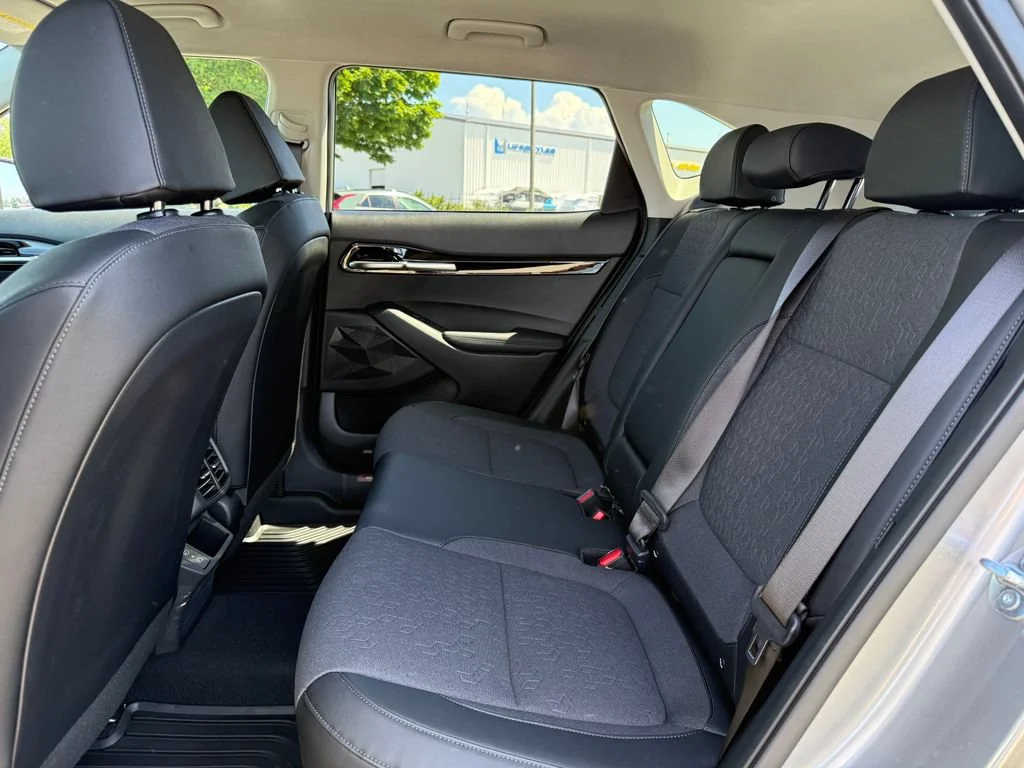 New 2026 Steel Gray Kia S image 14