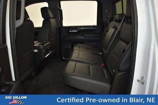 Used 2025 Summit White Chevrolet LTZ image 10