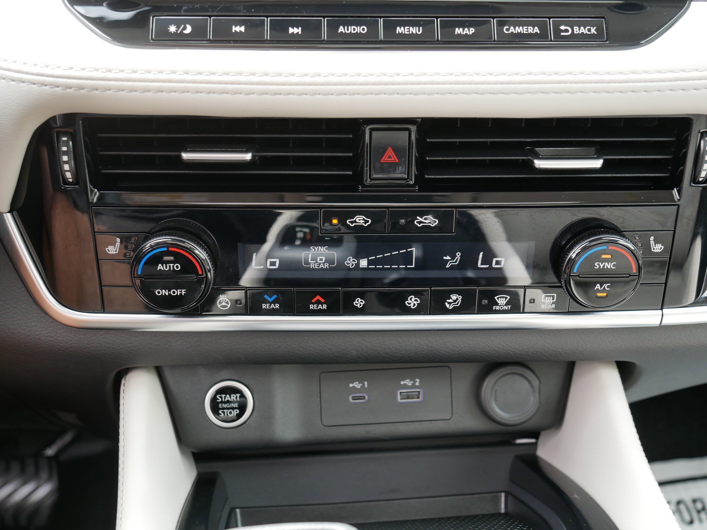 Certified Used 2023 Pearl White Tricoat Nissan SL image 23