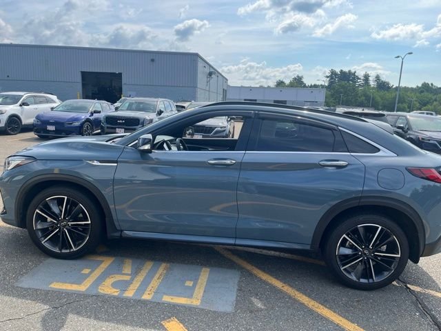 Used 2025 Gray INFINITI LUXE image 6