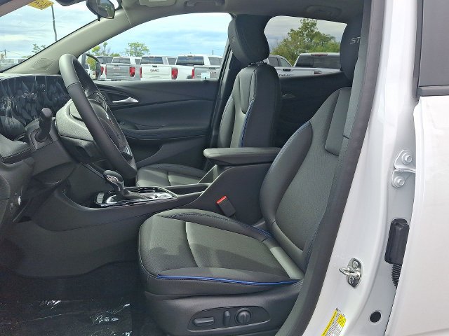 2026 Buick Encore GX Sport Touring - Photo 20