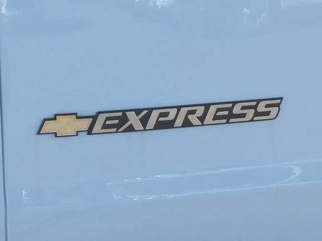 2024 Chevrolet Express Cargo Work Van - Photo 31
