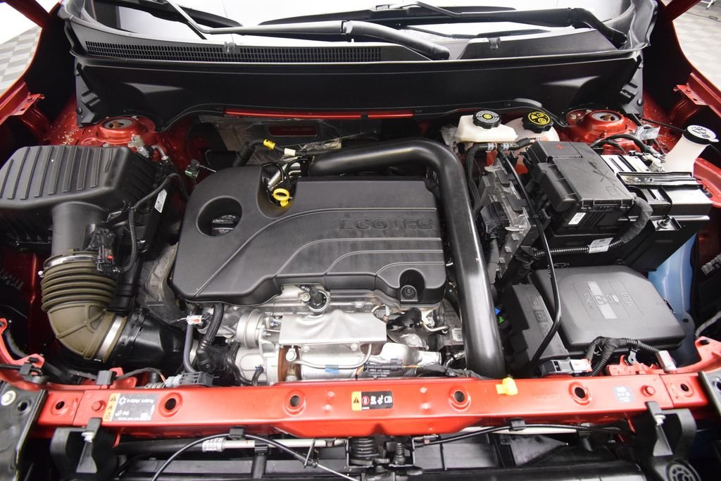 Used 2024 Volcanic Red Tintcoat GMC SLE image 28