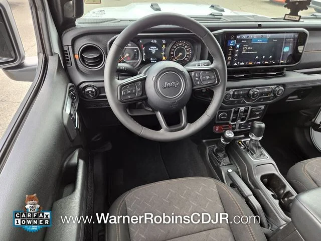 Used 2025 White Jeep Mojave image 7