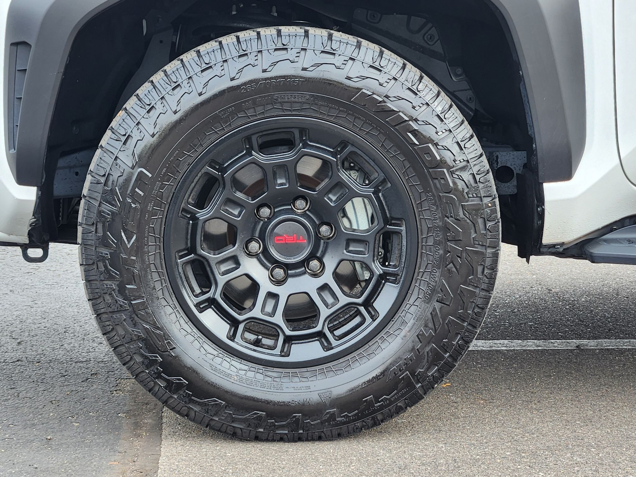 Used 2025 Ice Cap Toyota SR5 image 11