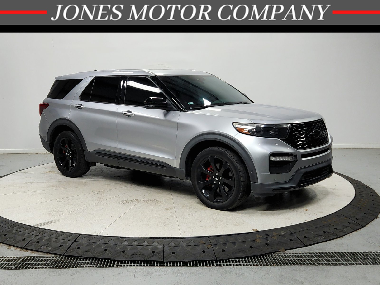Used 2021 Silver Ford ST image 1