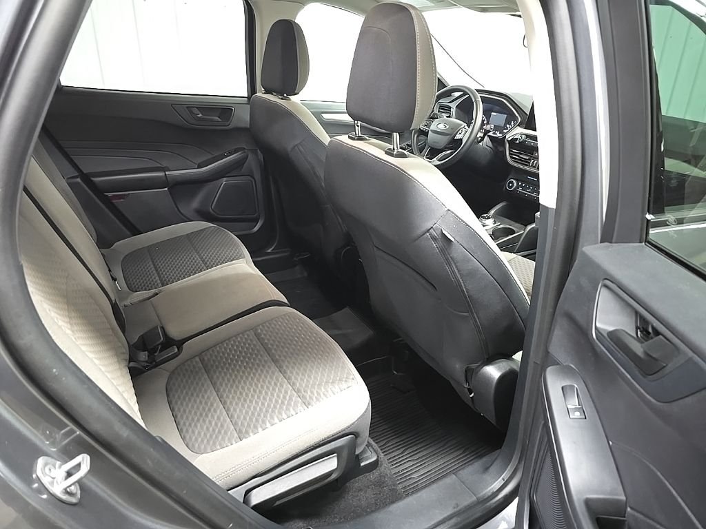 Used 2022 Gray Ford SE image 21