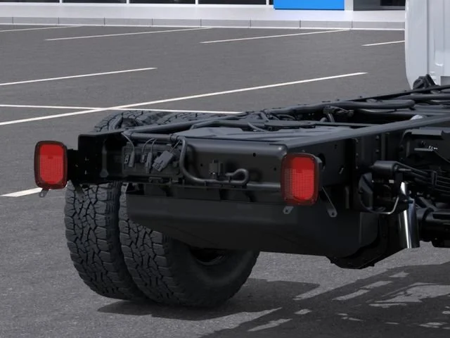 New 2026 Summit White GMC SLE image 11