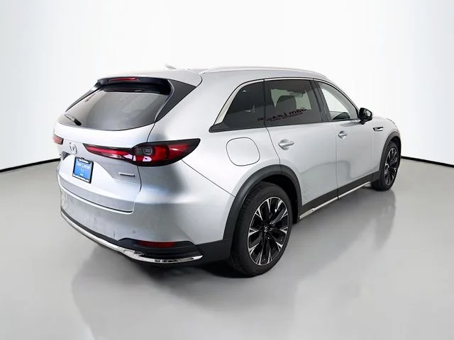 Used 2024 Silver Mazda Premium image 7