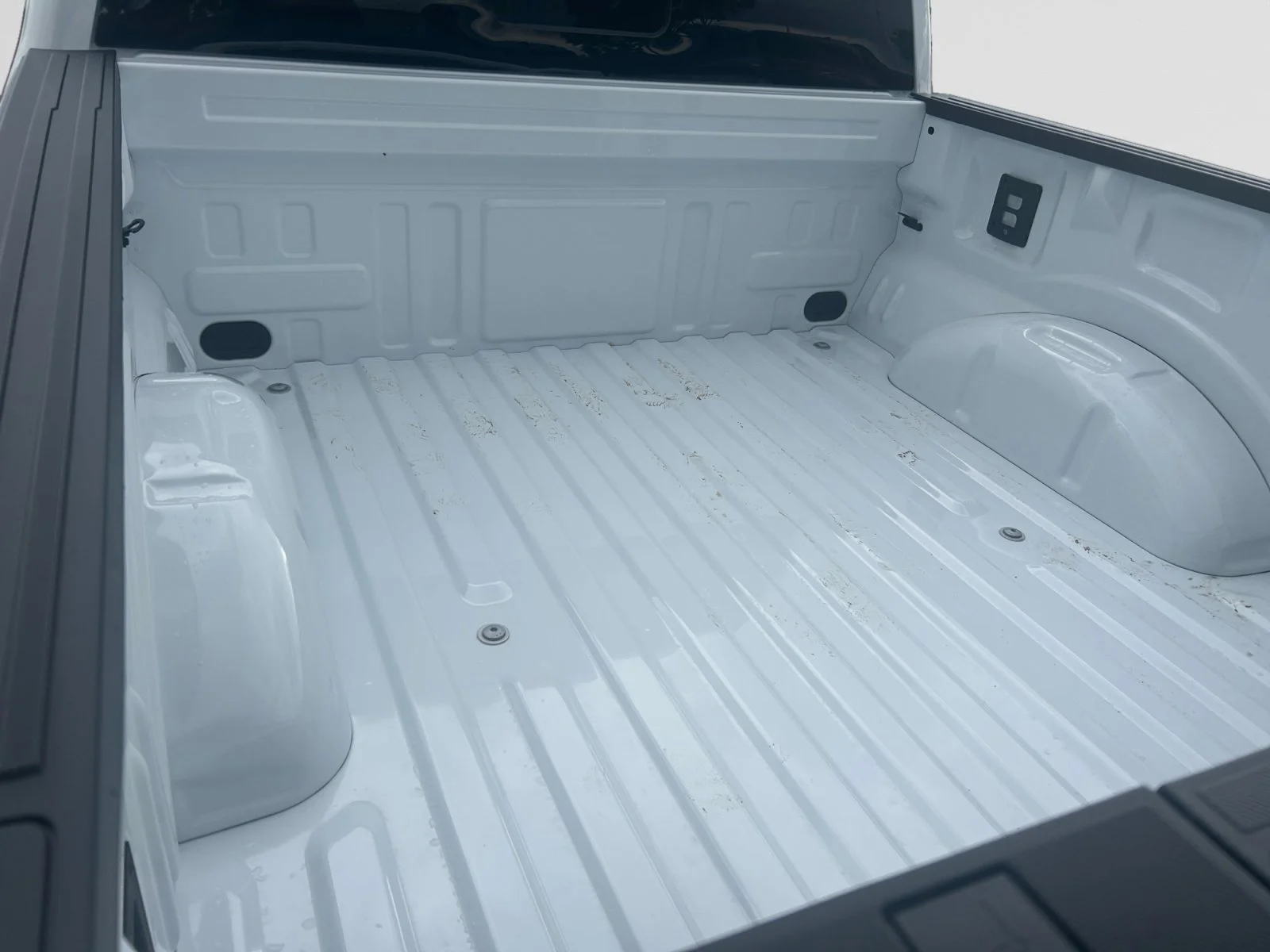 New 2026 Oxford White Ford XLT image 10