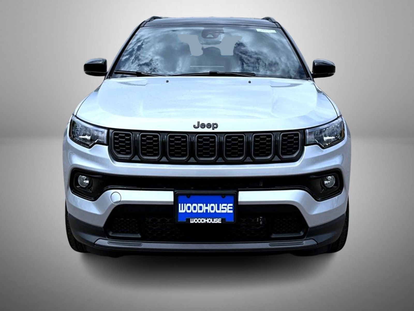 New 2026 Silver Zynith Metallic Clear-Coat Exterior Paint Jeep Limited image 2