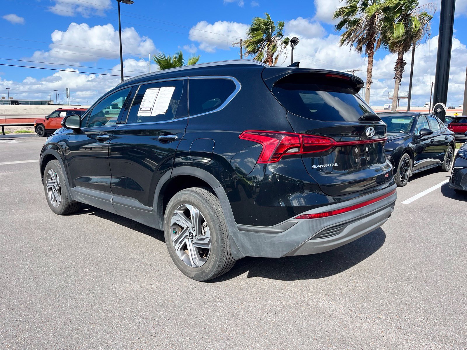 Certified Used 2023 Black Hyundai SEL image 5