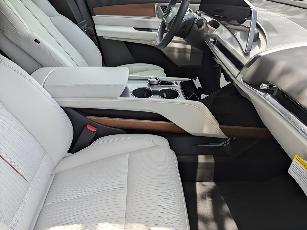 2026 Cadillac VISTIQ Sport - Photo 19