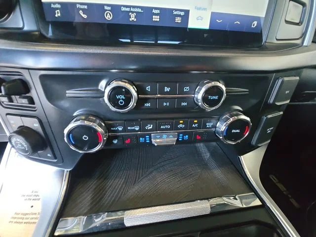 Certified Used 2022 Quartz Ford Platinum image 17