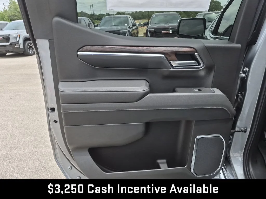 2026 GMC Sierra 1500 SLT - Photo 38