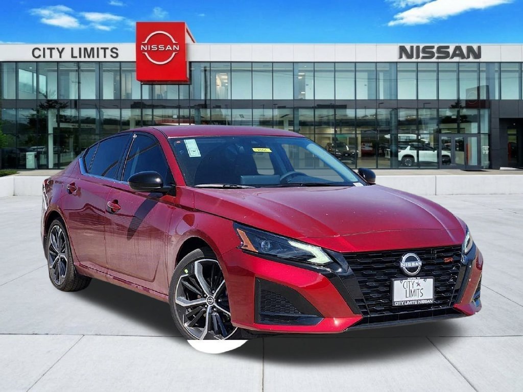 Red (Scarlet Ember Tintcoat) 2026 Nissan Altima Sedan Front-Wheel Drive 