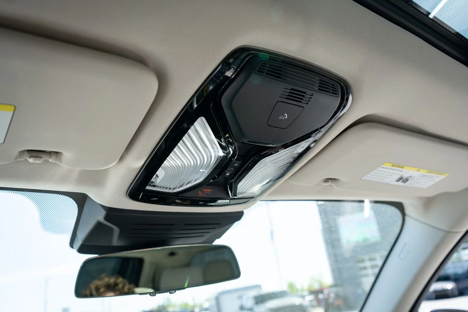 Used 2023 White BMW xDrive40i image 47