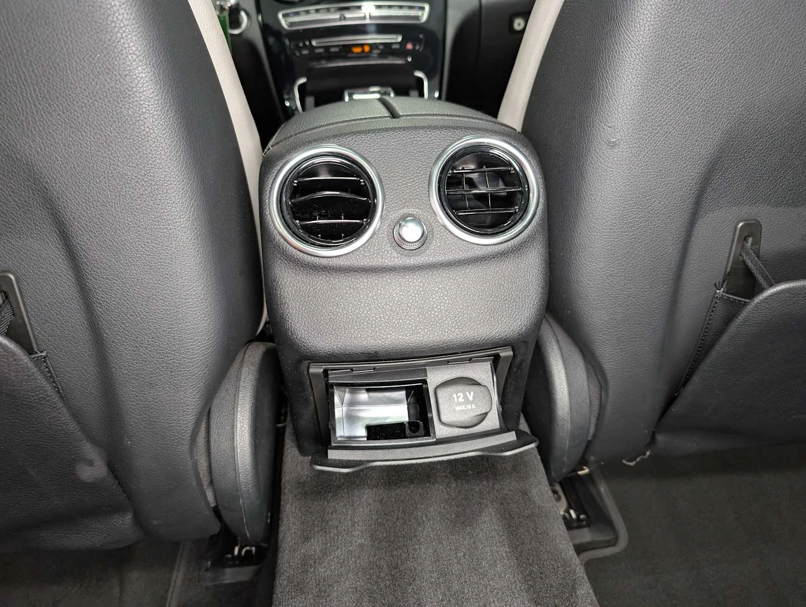 Used 2015 Polar White Mercedes-Benz C 300 image 21