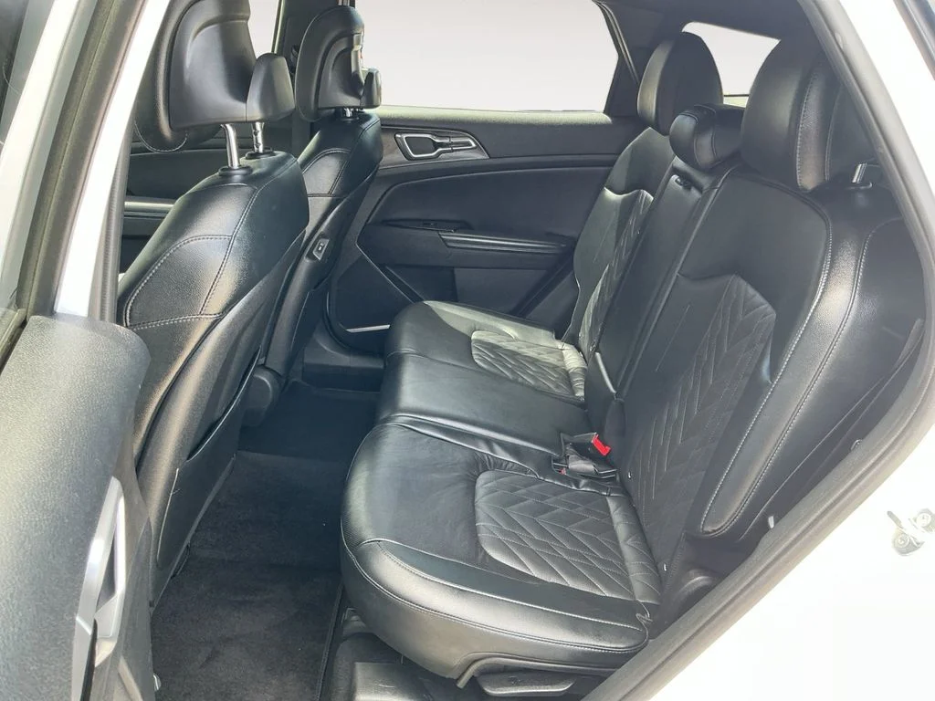 Used 2023 White Kia X-Line image 15