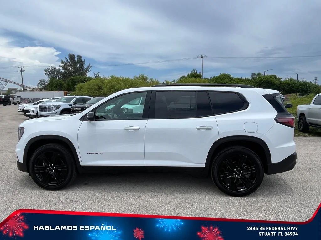 New 2026 Summit White GMC Elevation image 4