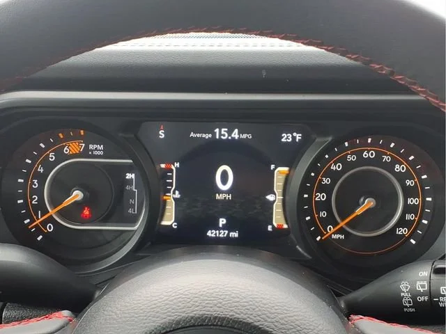 Used 2024  Jeep Rubicon image 13