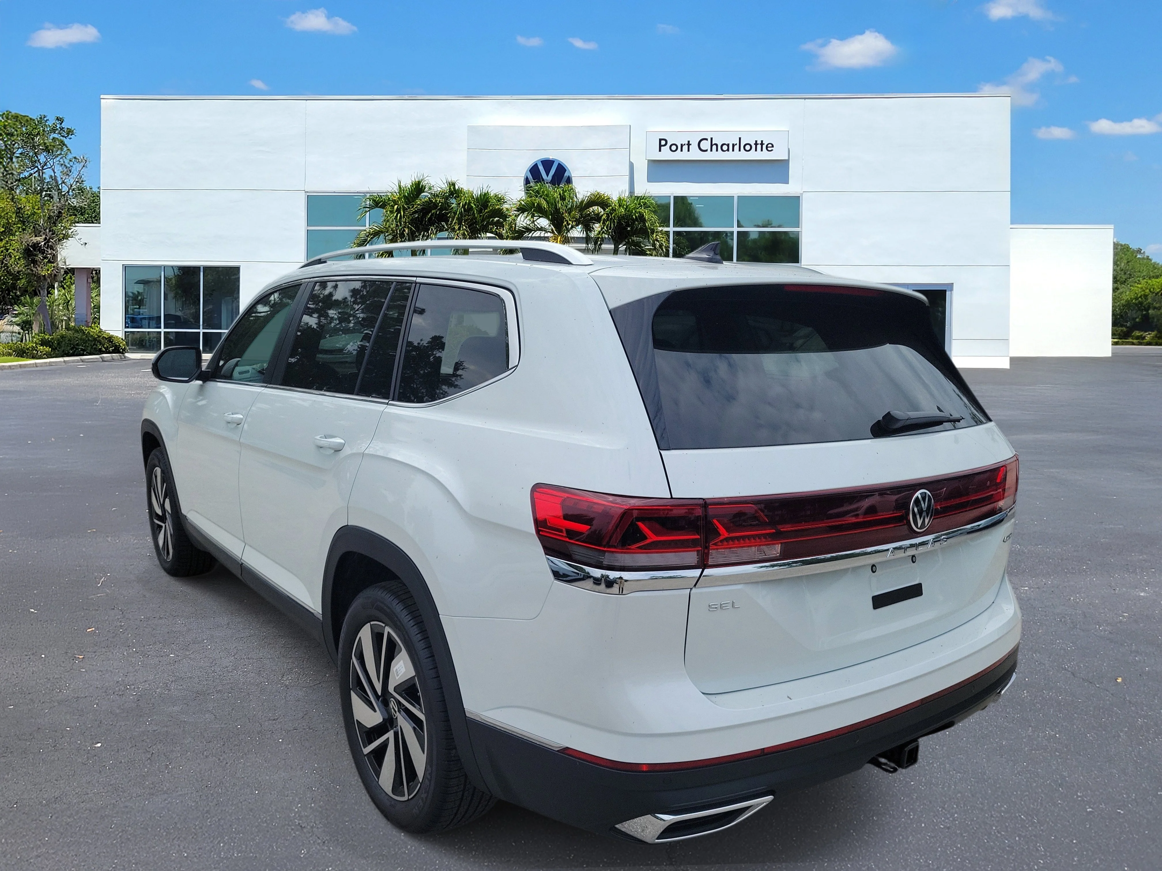 New 2026 White Volkswagen SEL image 32