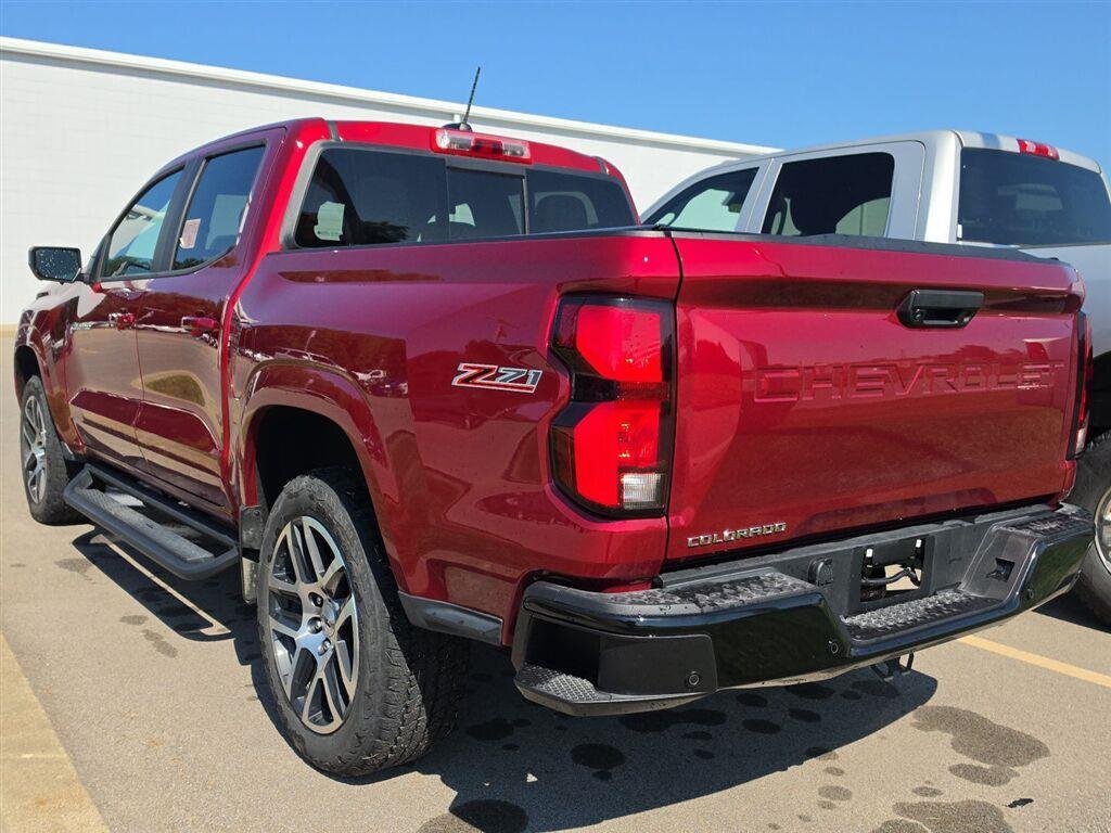 Used 2023 Radiant Red Tintcoat Chevrolet 4WD Z71 image 4