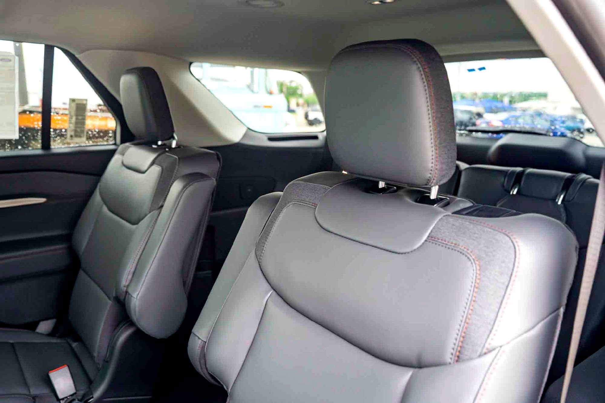 New 2026 Vapor Blue Metallic Ford Active image 18