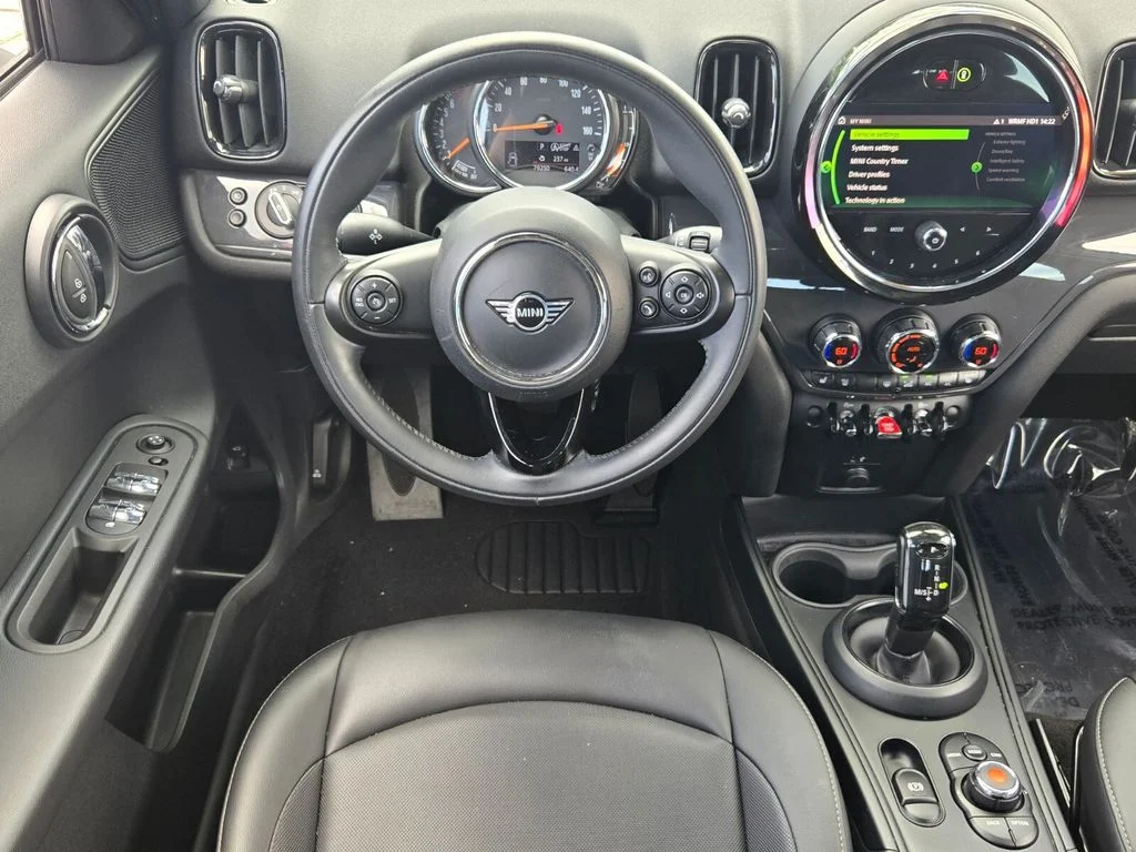 Used 2021 Silver MINI Oxford Edition image 14