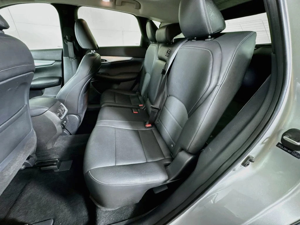 Certified Used 2019 Silver INFINITI ESSENTIAL image 31