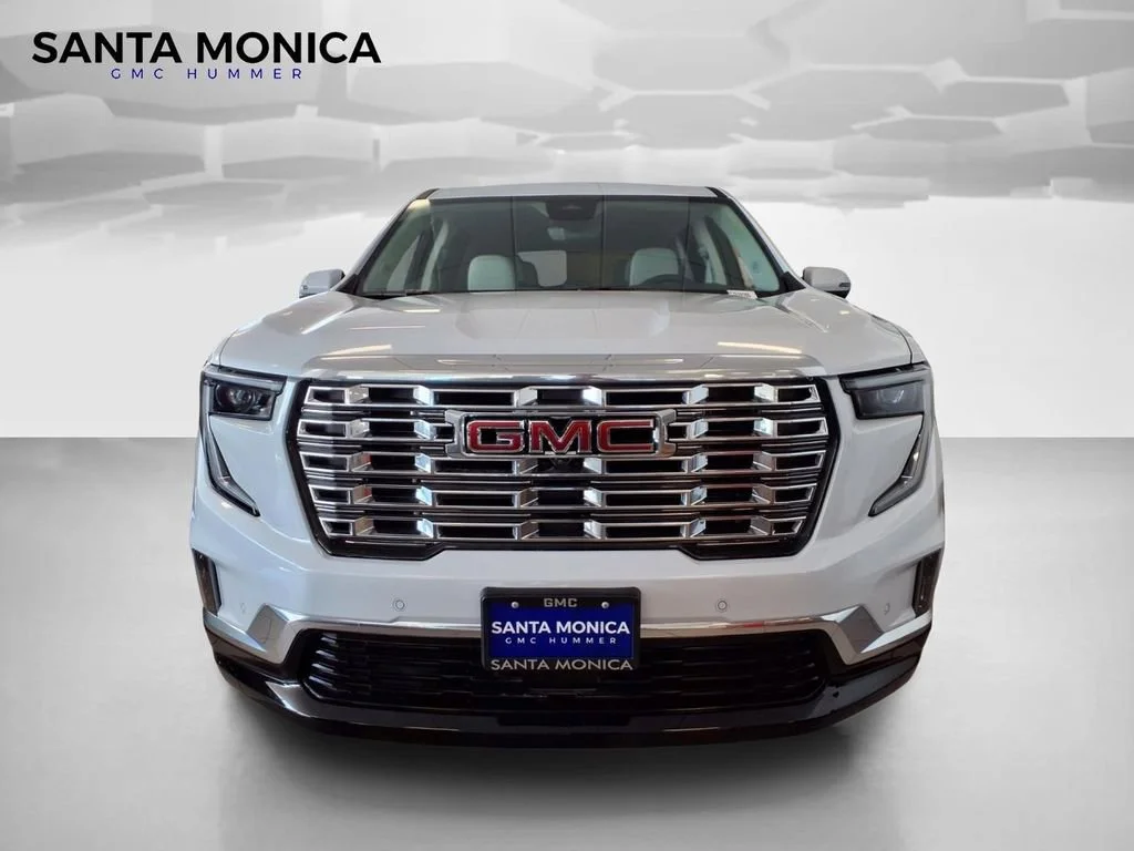 2026 GMC Acadia Denali FWD's photo