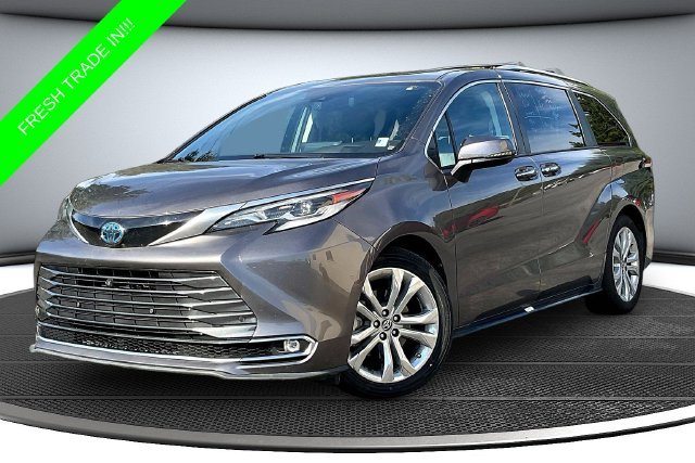 Used 2022 Gray Toyota Platinum image 1