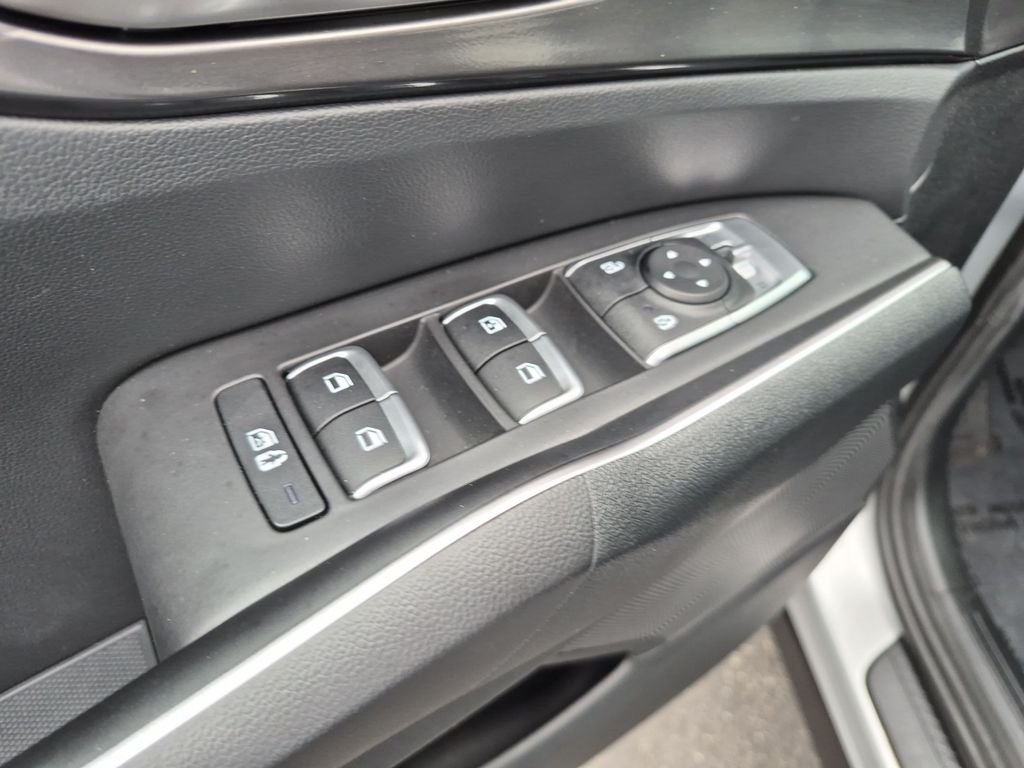 2021 Kia Sorento S - Photo 13