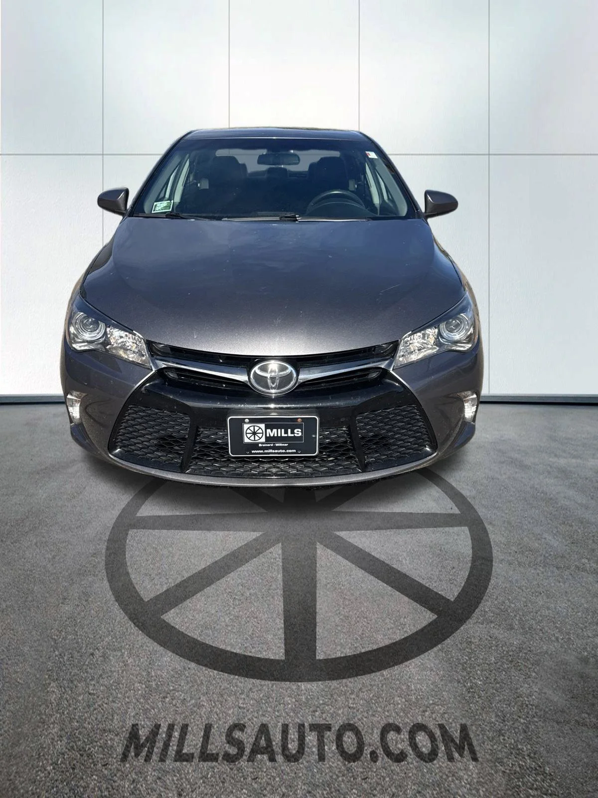 Used 2017 Toyota Camry SE with VIN 4T1BF1FK0HU449605 for sale in Baxter, Minnesota