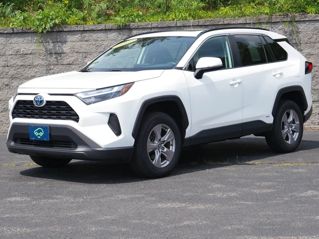 2022 Toyota RAV4 Hybrid XLE